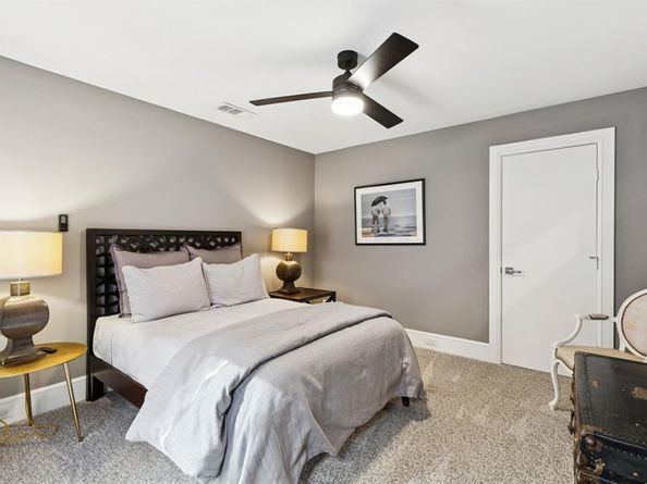 2934  Maple Springs Boulevard , Dallas Texas 75235