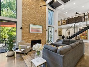 2934  Maple Springs Boulevard , Dallas Texas 75235