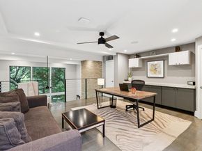 2934  Maple Springs Boulevard , Dallas Texas 75235