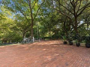 2934  Maple Springs Boulevard , Dallas Texas 75235