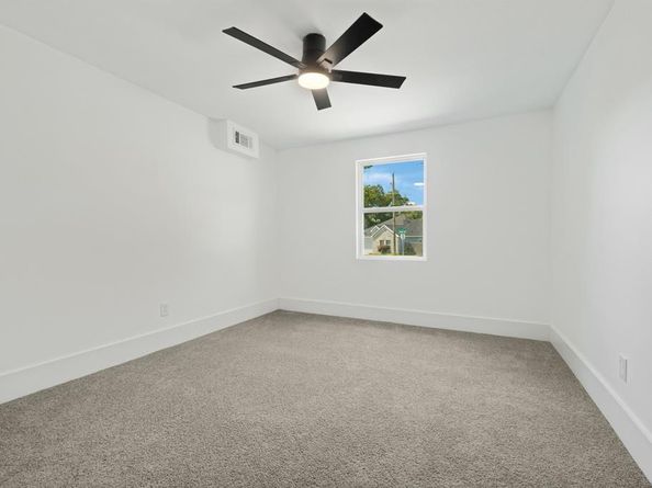 3509 S Hughes Avenue , Fort Worth Texas 76119