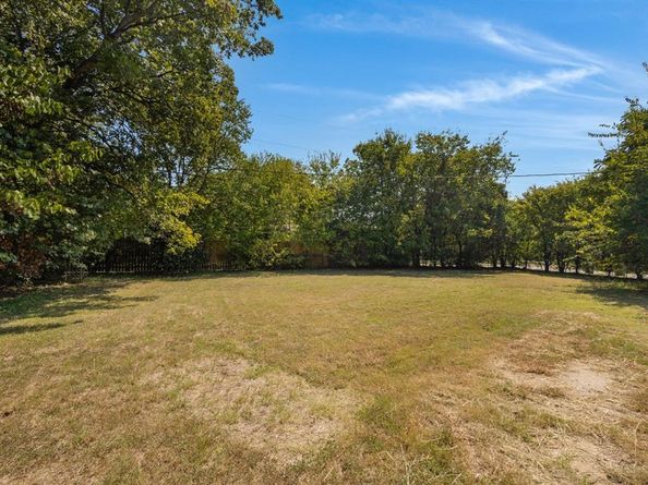 3509 S Hughes Avenue , Fort Worth Texas 76119