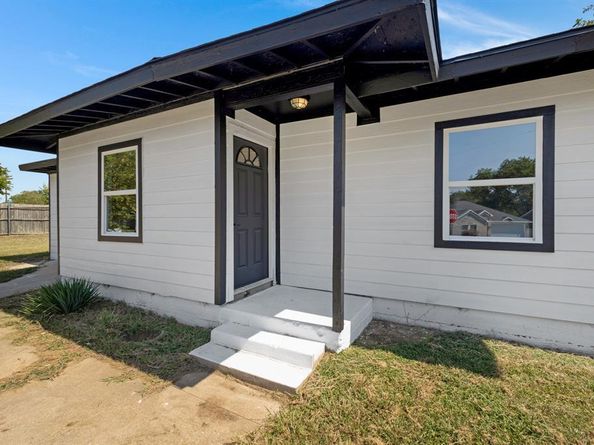 3509 S Hughes Avenue , Fort Worth Texas 76119