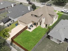 1122  Alicia Lane , Lancaster Texas 75134