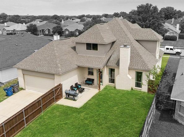 1122  Alicia Lane , Lancaster Texas 75134