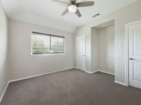 1122  Alicia Lane , Lancaster Texas 75134