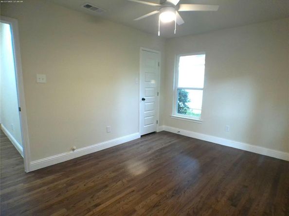 913  Cordell Street , Denton Texas 76201