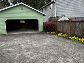 341 NE 185th Street, Shoreline WA 98155