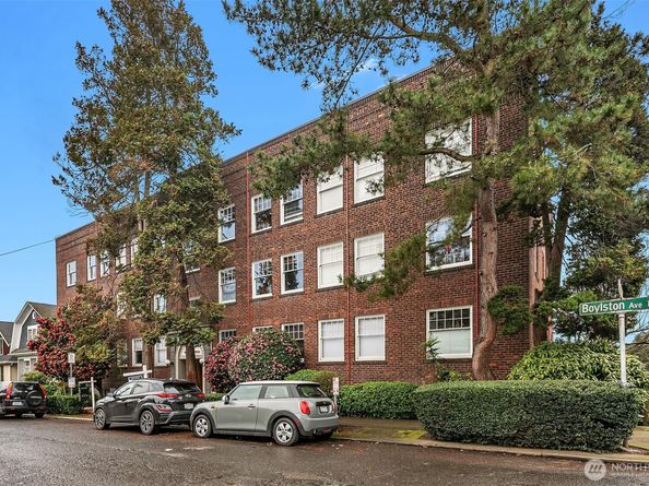 321 Boylston Avenue E 302, Seattle WA 98102