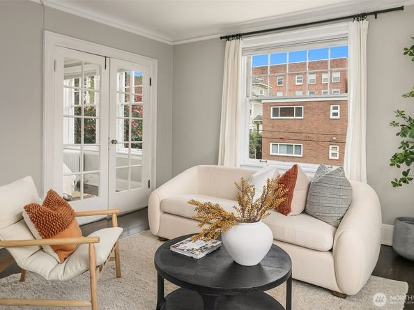 321 Boylston Avenue E 302, Seattle WA 98102
