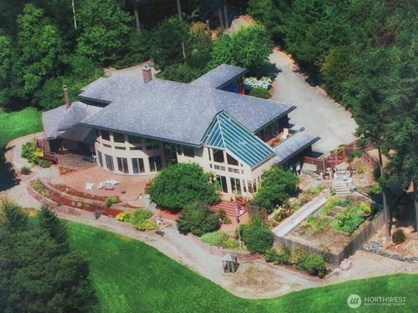 14405 SW Pohl Road, Vashon WA 98070