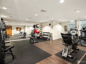 909 5th Avenue 402, Seattle WA 98164