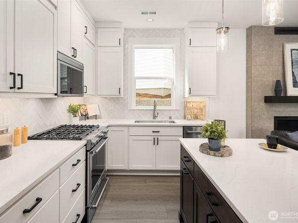 11170 (HS 24) NE 134th Court NE, Redmond WA 98052