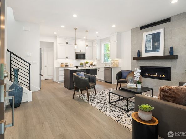 11170 (HS 24) NE 134th Court NE, Redmond WA 98052