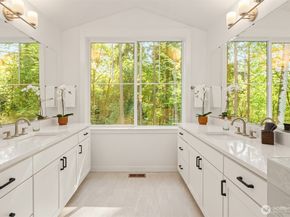 11170 (HS 24) NE 134th Court NE, Redmond WA 98052