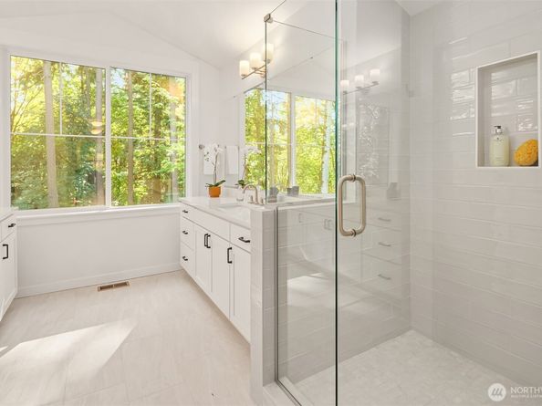 11170 (HS 24) NE 134th Court NE, Redmond WA 98052