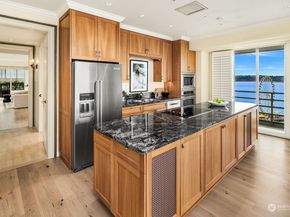 98 Union Street 906, Seattle WA 98101