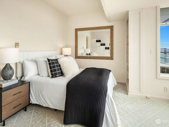 98 Union Street 906, Seattle WA 98101