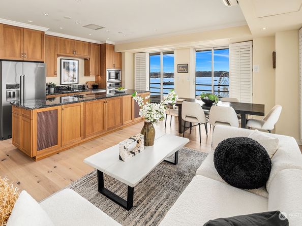 98 Union Street 906, Seattle WA 98101