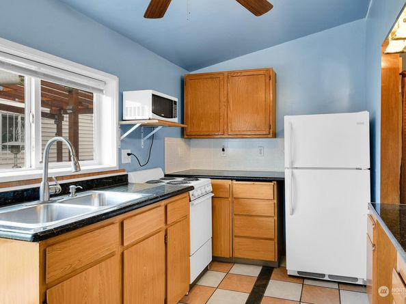 5402 S Cloverdale Street, Seattle WA 98118