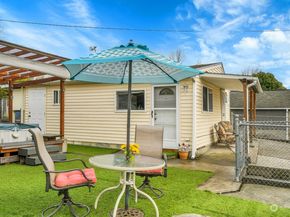 5402 S Cloverdale Street, Seattle WA 98118