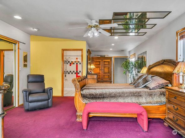 5402 S Cloverdale Street, Seattle WA 98118