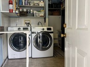 5402 S Cloverdale Street, Seattle WA 98118