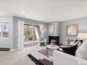 725 9th Avenue S 202, Kirkland WA 98033