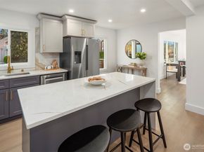 1016 NW 85th Street, Seattle WA 98117