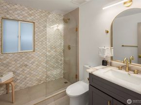 1016 NW 85th Street, Seattle WA 98117