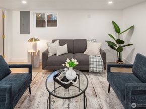 1016 NW 85th Street, Seattle WA 98117
