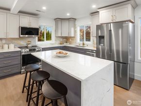 1016 NW 85th Street, Seattle WA 98117