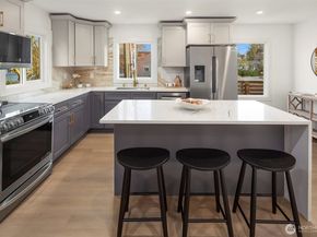 1016 NW 85th Street, Seattle WA 98117