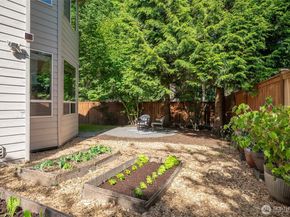 16639 Northup Way, Bellevue WA 98008