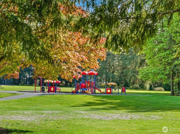 16639 Northup Way, Bellevue WA 98008