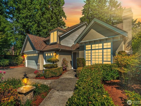 16639 Northup Way, Bellevue WA 98008
