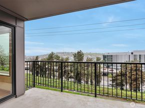 1028 Lakeview Boulevard E 6, Seattle WA 98102