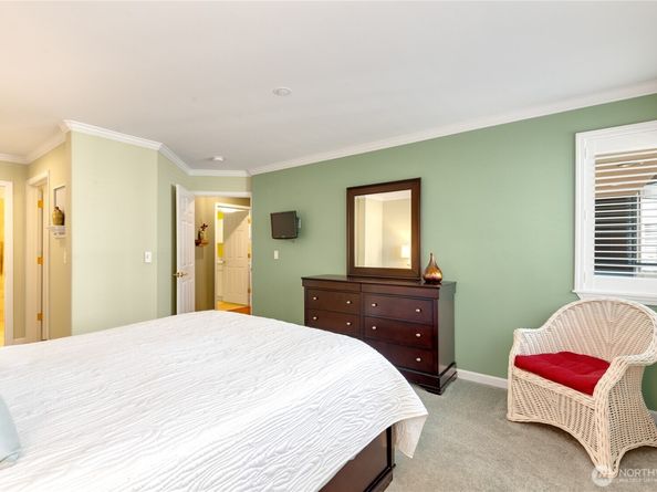 1502 Alki Avenue SW 201, Seattle WA 98116