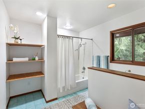13600 Hillcrest Street NW, Poulsbo WA 98370