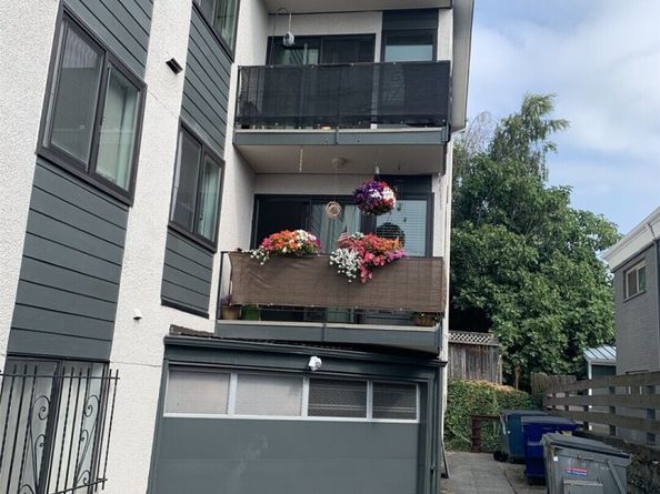 6110 24th Avenue NW 203, Seattle WA 98107