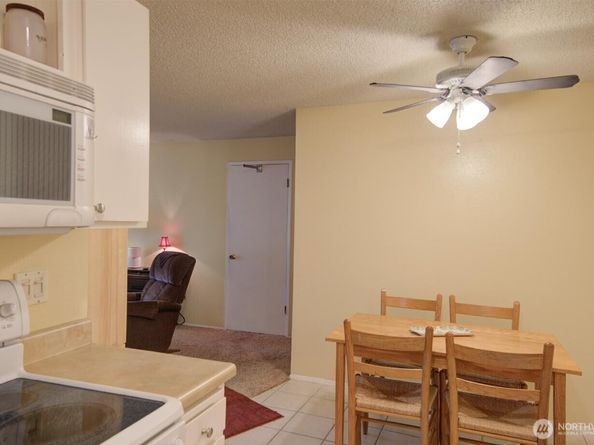 6110 24th Avenue NW 203, Seattle WA 98107