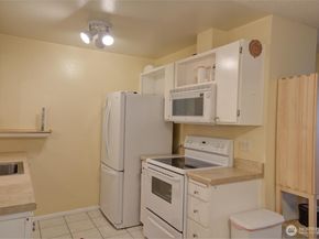 6110 24th Avenue NW 203, Seattle WA 98107