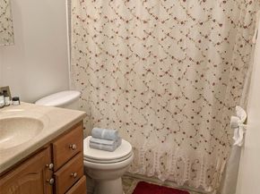 6110 24th Avenue NW 203, Seattle WA 98107
