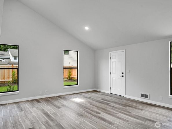 16608 63rd Avenue W, Lynnwood WA 98037