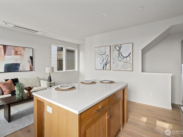 4519 A Bagley Avenue N, Seattle WA 98103