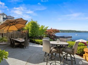 17834 SE 40th Place, Bellevue WA 98008