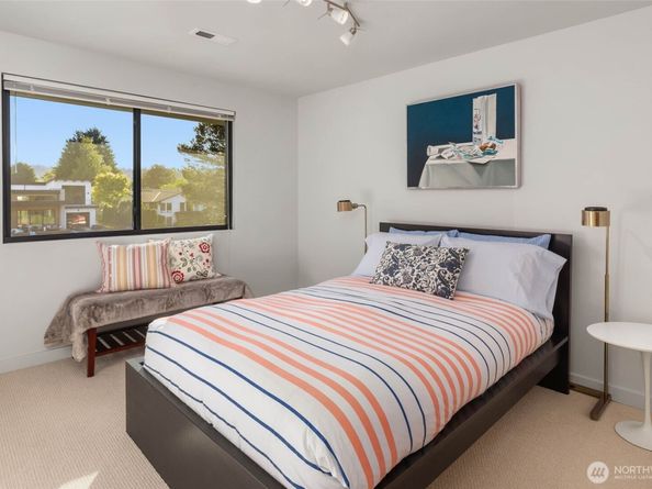 12 Columbia Key, Bellevue WA 98006