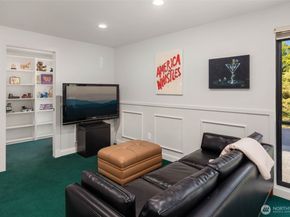 12 Columbia Key, Bellevue WA 98006
