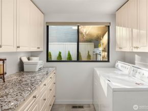 12 Columbia Key, Bellevue WA 98006