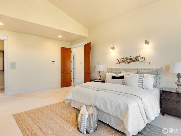 6210 106th Avenue NE, Kirkland WA 98033